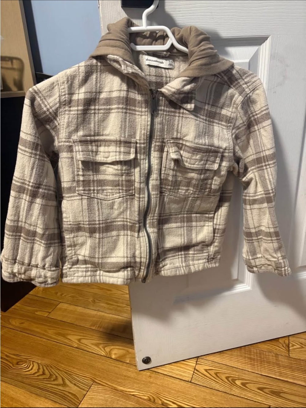 abercrombie kids Size 7/8 Cream & Brown Plaid Hooded Zip Jacket